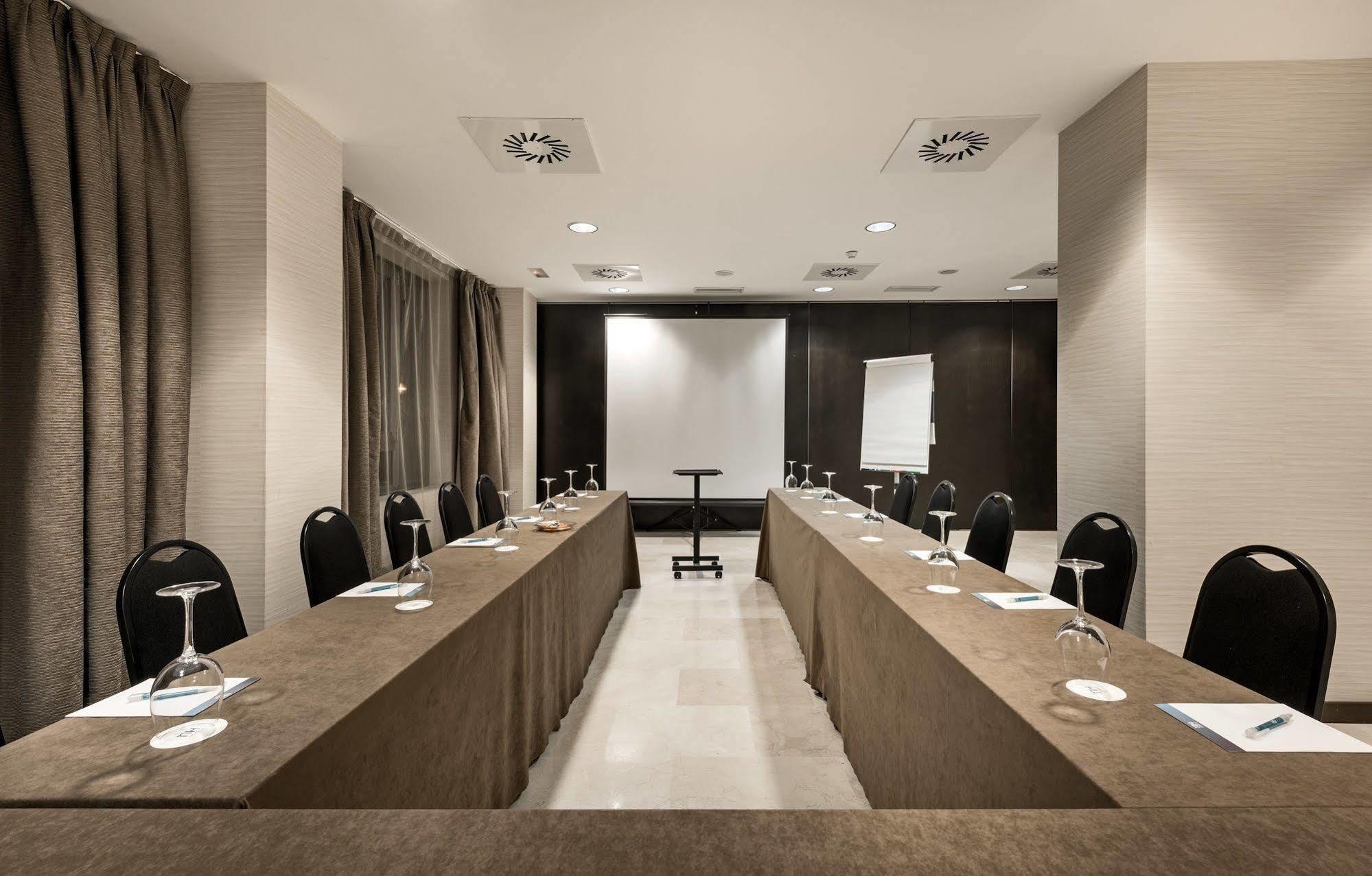 Nh Valladolid Balago Экстерьер фото